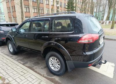 Фото Mitsubishi Pajero Sport