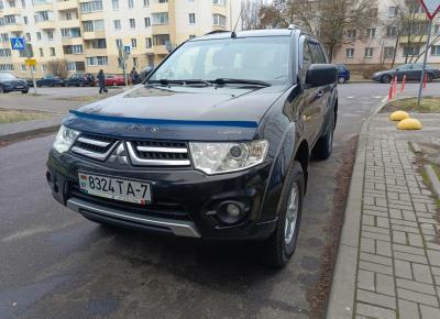 Фото Mitsubishi Pajero Sport