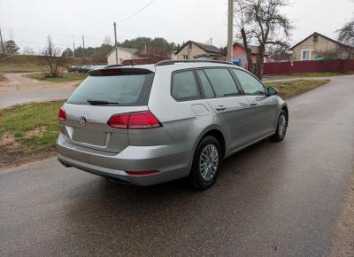 Фото Volkswagen Golf