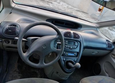 Фото Citroen Xsara Picasso