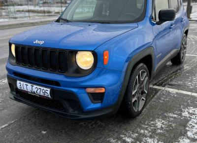 Фото Jeep Renegade