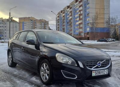 Фото Volvo V60