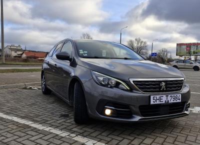 Фото Peugeot 308