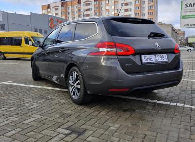 Фото Peugeot 308