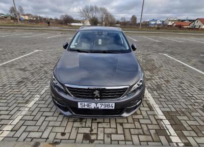 Фото Peugeot 308