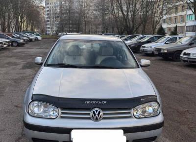 Фото Volkswagen Golf