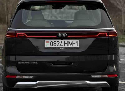 Фото Kia Carnival