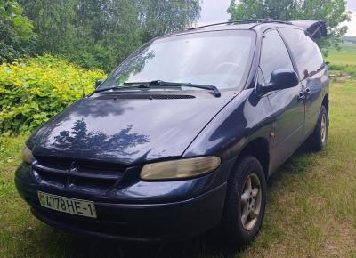 Фото Chrysler Voyager