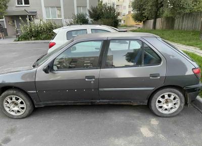 Фото Peugeot 306