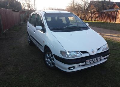 Фото Renault Scenic