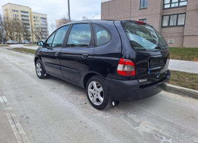 Фото Renault Scenic