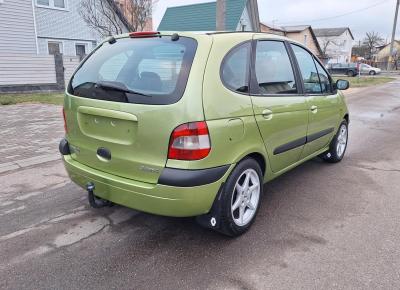 Фото Renault Scenic