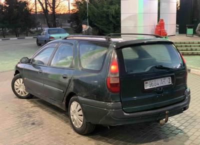 Фото Renault Laguna