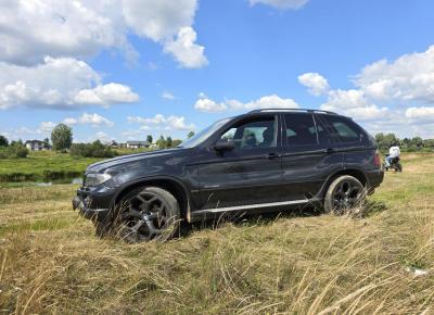 Фото BMW X5