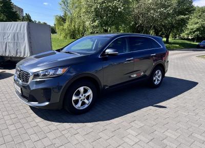 Фото Kia Sorento