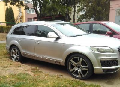 Фото Audi Q7