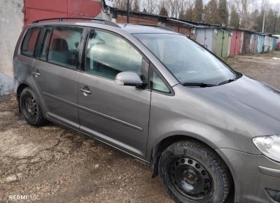 Фото Volkswagen Touran