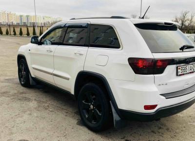 Фото Jeep Grand Cherokee