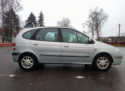 Фото Renault Scenic