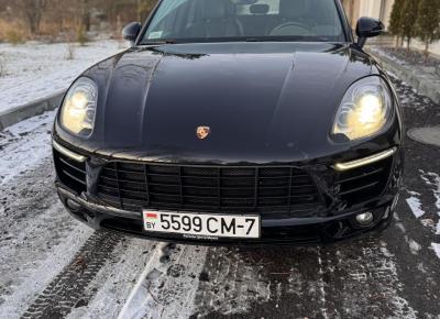 Фото Porsche Macan