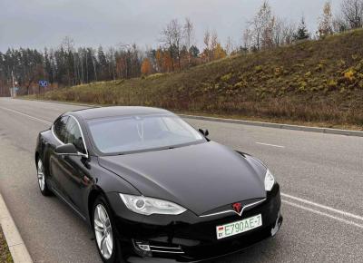 Фото Tesla Model S