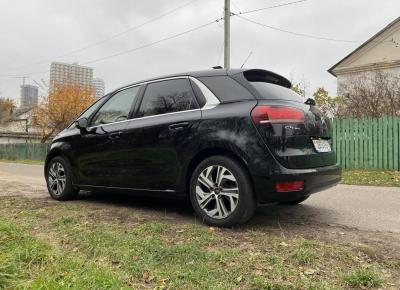 Фото Citroen C4 Picasso