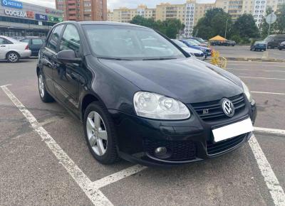 Фото Volkswagen Golf