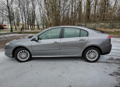 Фото Renault Laguna