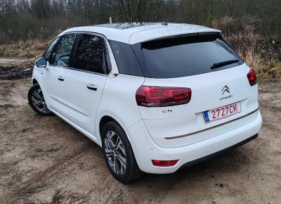 Фото Citroen C4 Picasso