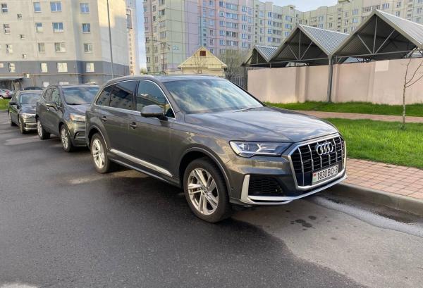 Audi Q7, 2020 год выпуска с двигателем Бензин, 183 350 BYN в г. Минск