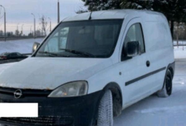 Opel Combo, 2004 год выпуска с двигателем Дизель, 9 996 BYN в г. Минск