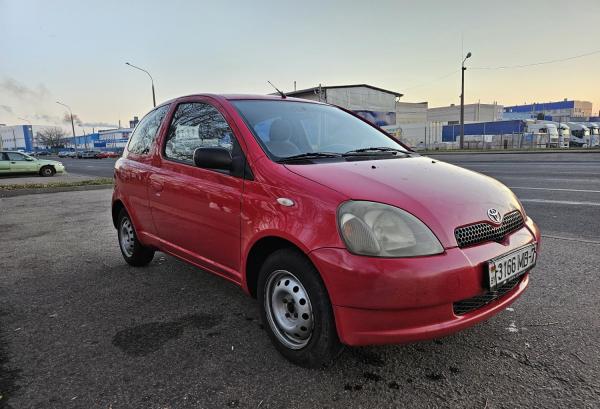 Toyota Yaris, 2002 год выпуска с двигателем Бензин, 14 124 BYN в г. Минск