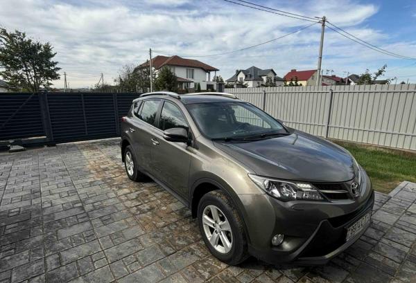 Toyota RAV4, 2014 год выпуска с двигателем Бензин, 67 440 BYN в г. Минск