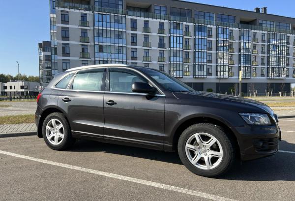 Audi Q5, 2010 год выпуска с двигателем Бензин, 51 337 BYN в г. Минск