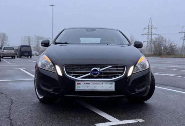 Volvo V60, 2012 год выпуска с двигателем Дизель, 45 988 BYN в г. Минск