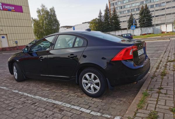 Volvo S60, 2013 год выпуска с двигателем Бензин, 37 490 BYN в г. Новополоцк