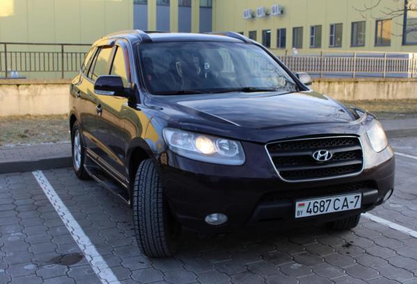 Hyundai Santa Fe, 2008 год выпуска с двигателем Бензин, 37 115 BYN в г. Минск