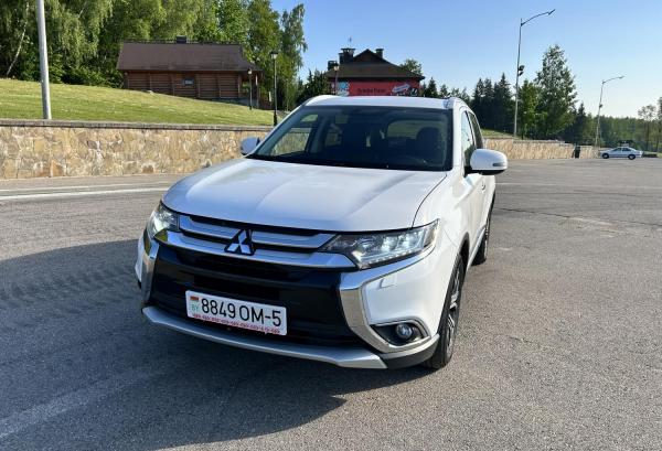 Mitsubishi Outlander, 2015 год выпуска с двигателем Бензин, 77 716 BYN в г. Логойск