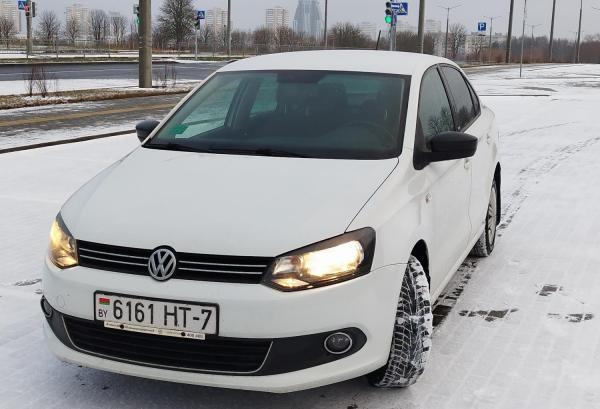 Volkswagen Polo, 2014 год выпуска с двигателем Бензин, 31 365 BYN в г. Минск