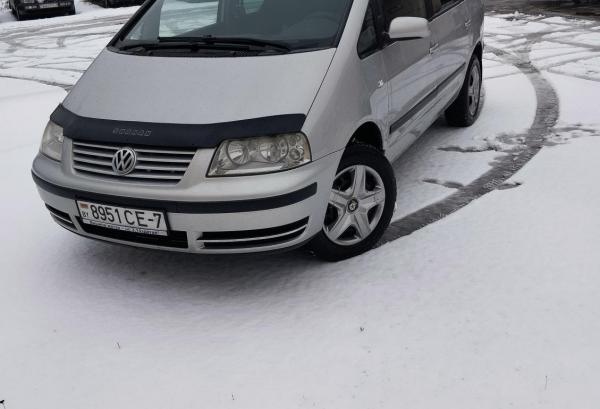 Volkswagen Sharan, 2003 год выпуска с двигателем Дизель, 22 417 BYN в г. Минск