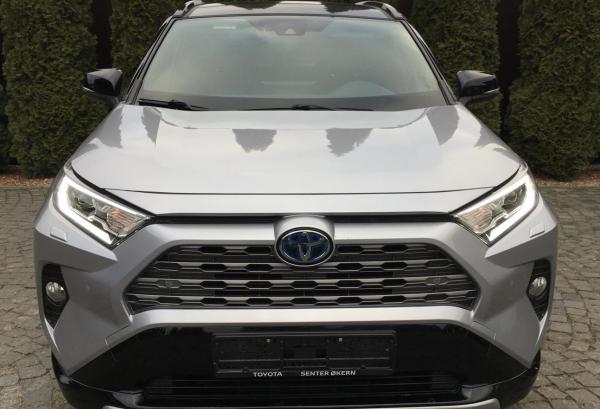 Toyota RAV4, 2019 год выпуска с двигателем Гибрид, 114 371 BYN в г. Кобрин