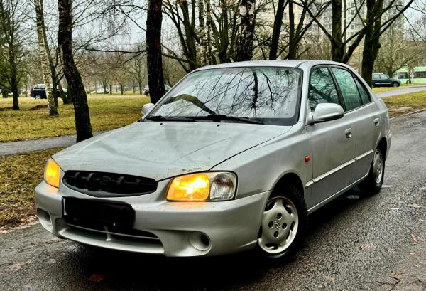 Hyundai Accent, 2000 год выпуска с двигателем Бензин, 7 950 BYN в г. Минск