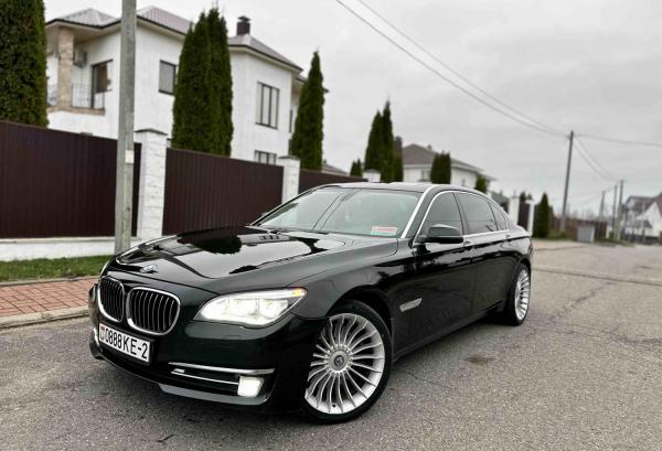 BMW 7 серия, 2013 год выпуска с двигателем Бензин, 90 272 BYN в г. Витебск