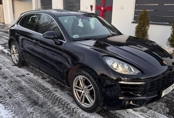 Porsche Macan, 2014 год выпуска с двигателем Бензин, 100 595 BYN в г. Минск