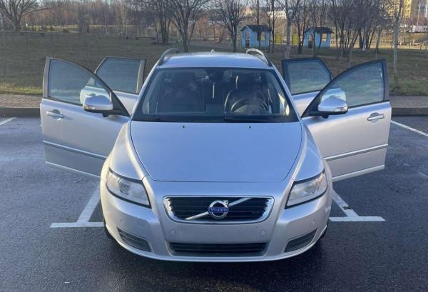 Volvo V50, 2011 год выпуска с двигателем Дизель, 34 558 BYN в г. Минск