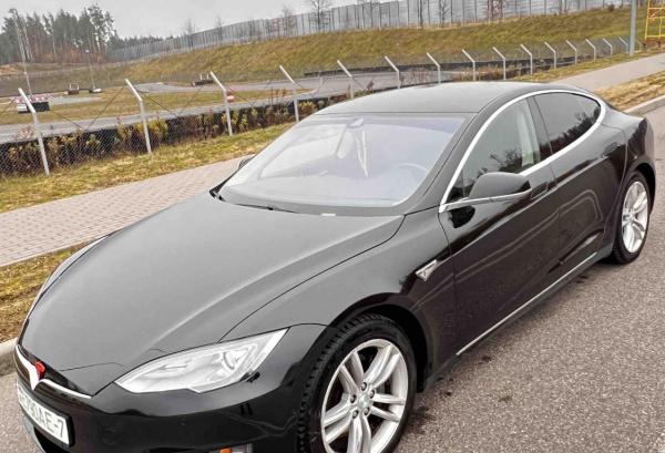 Tesla Model S, 2015 год выпуска с двигателем Электро, 64 668 BYN в г. Минск