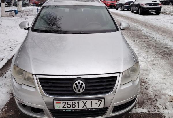 Volkswagen Passat, 2009 год выпуска с двигателем Газ/бензин, 14 713 BYN в г. Минск