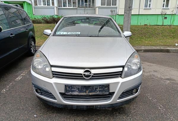 Opel Astra, 2004 год выпуска с двигателем Бензин, 19 420 BYN в г. Минск