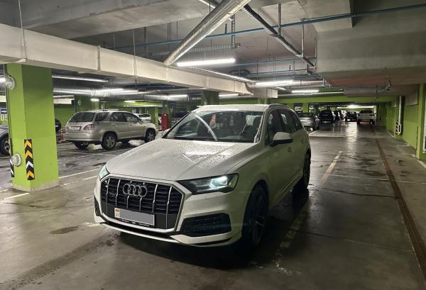 Audi Q7, 2022 год выпуска с двигателем Дизель, 258 632 BYN в г. Минск