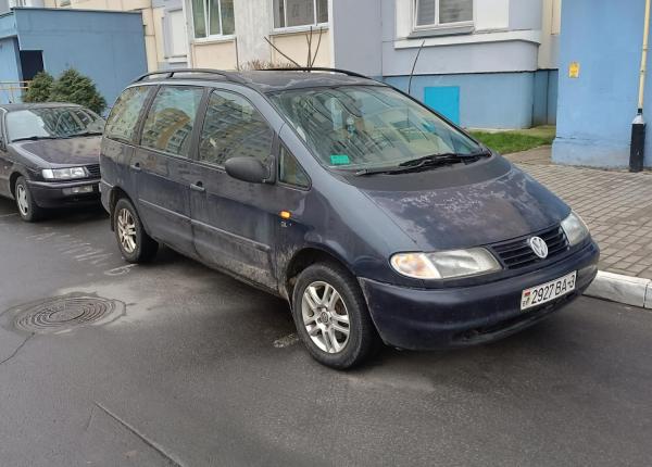 Volkswagen Sharan, 1996 год выпуска с двигателем Бензин, 10 000 BYN в г. Жлобин